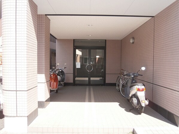 和田町駅 徒歩1分 3階の物件外観写真